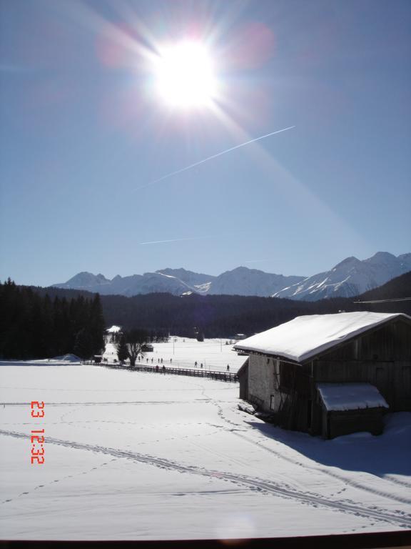 Wirtseppelerhof Apartments Leutasch Rum bild